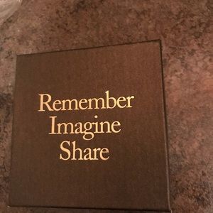 Meet your Posher, Jacquelyn